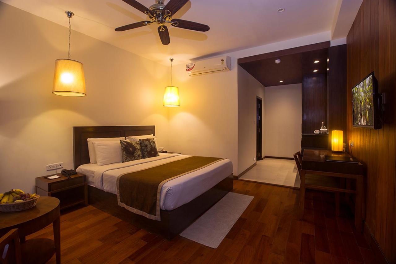 ซีเชลล์ เนล Hotel Lakshmanpur ภายนอก รูปภาพ