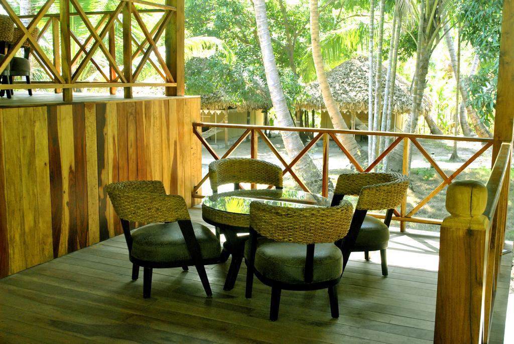 ซีเชลล์ เนล Hotel Lakshmanpur ภายนอก รูปภาพ